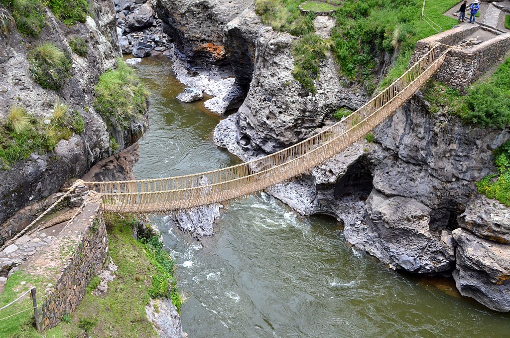 インカ式の吊り橋