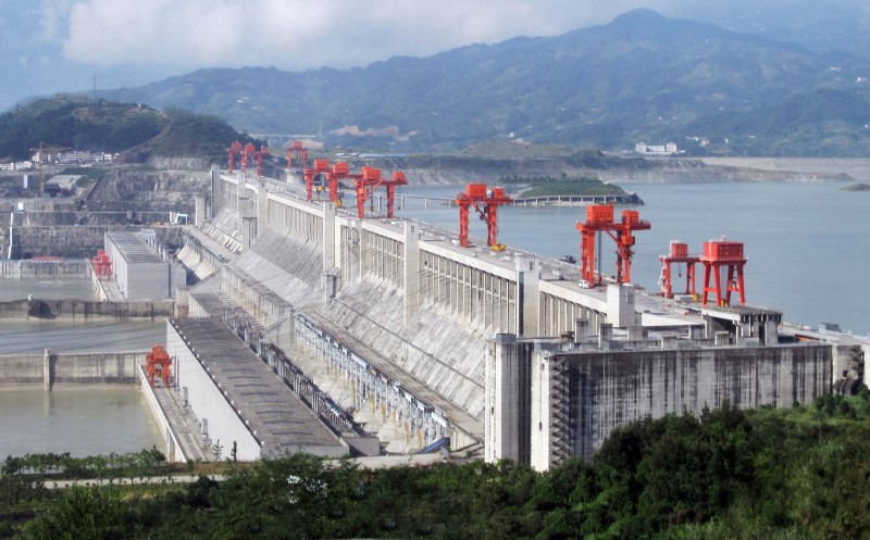 中国：長江にできた「三峡ダム」