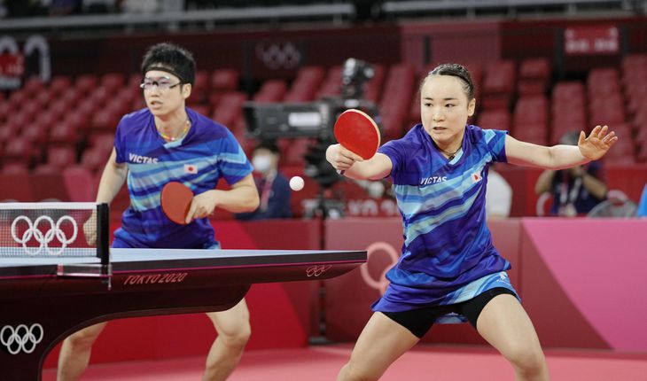 混合ダブルス準々決勝 ドイツ組と対戦する水谷隼・伊藤美誠ペア