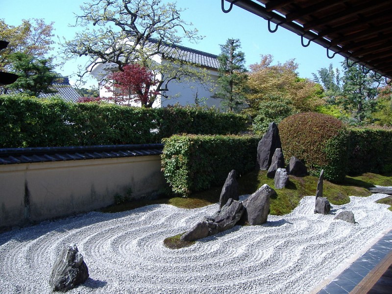 大徳寺龍源院の禅庭